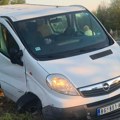 (Foto) Srbi preživeli horor na putu ka moru! Kombi razvalio zaštitnu ogradu, ovo su prve slike nesreće u Severnoj Makedoniji…