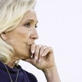 Le Pen o nemirima u francuskim školama: Francuska više nema novca da plaća one koji uništavaju zajedničku imovinu