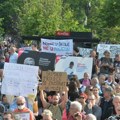 Učesnici protesta stigli do Predsedništva, ispred Skupštine incidenti