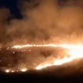 Dimljenje košnica pošlo po zlu: Šumski požar u Grčkoj, veliki broj vatrogasaca na terenu (video)