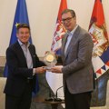 Vučić imao posebne goste: Predsednik Srbije ugostio čelne ljude Svetske i Evropske atletske federacije! (foto)