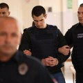 Nasrnuli na ubicu iz Mladenovca, slošilo se roditeljima! Haos na suđenju: Hitno izveden iz sudnice!