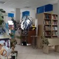 Otvaranje izložbe „Između empatije i predrasuda“ u ogranku Narodne biblioteke u Koloniji