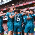 Kiks arsenala u Londonu: Hejsen i Evanilson doneli trijumf Bornmutu