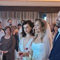 Oženio se Skaj Vikler: Isplivala prva fotografija sa njegove treće svadbe - mlada sa izrezom na venčanici, ovako je izgledao…