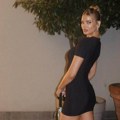 Sofija Milošević pozira mokra i nauljena: Pucaju obline u najbezobraznijem kupaćem, a onda je skinula gorinji deo