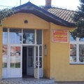 Humanitarna akcija „Crtamo srcem“ u parku u Leskovcu za pomoć školi u Donjoj Jajini