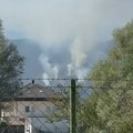 Izbio požar na miniranom području kod Bihaća, vatrogasci ne smeju da priđu