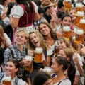 Rekordan Oktoberfest: 7,4 miliona ljudi posetilo festival, popijeno 6,7 miliona litara piva
