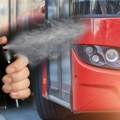 Deca isprskala putnike biber sprejom, ljudi povraćali: Nezapamćen incident u autobusu na liniji 74