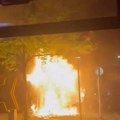 Veliki požar u centru Beograda! Vatra guta kladionicu
