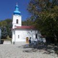 Čudotvorni izvor ispod crkve