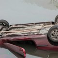 Sekunde su je delile od smrti: U mutnoj vodi bare ležao je auto na krovu: Matea nije imala šanse, bila je bez svesti, ali…