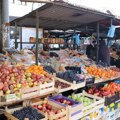 Šok na pijaci u Vrnjačkoj Banji, stigla voćka kojoj vreme nije! Original paraćinska, otkud to?! Kupci zatečeni, a evo i pošto…