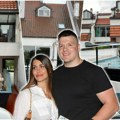 Raj iza kapije! Sloba i Jelena Radanović žive u vili od 500.000 evra: Jelena pokazala u kakvom luksuzu uživaju, a prizor iz…