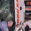 Teška saobraćajna nesreća u Turskoj: Autobus se prevrnuo, 40 osoba završilo u bolnici (video)