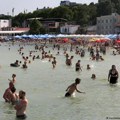 Leto u Odesi: Kupanje i sunčanje u vreme vazdušne opasnosti