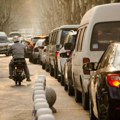 Detalji stravične nesreće u Laktašima: Povređeni maloletni motociklista hitno prebačen u bolnicu, sudarili se "pežo" i motor!…