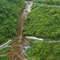 Obrušio se deo planine u Kini, poginulo 19 ljudi