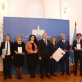 FOTO: Laureatima dodeljene Oktobarske nagrade i Novembarske povelje na Dan oslobođenja Novog Sada