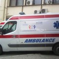 Žena udarila muža sekirom u glavu, zbog povreda suprug hitno iz Leskovca prebačen u UKC Niš