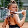 Teniski svet na nogama: Rumunska teniserka podelila fotografiju male Danke
