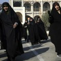 Ko će zameniti pokojnog predsednika? Drastične promene u Iranu: Prvi put za izbore prijavljena žena