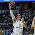 Obradoviću tehnička, hezonji isključenje: Hrvatski košarkaš se zaleteo ka sudiji (video)