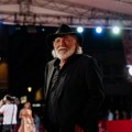 "Mi ćemo, gospodo moja, biti nesretniji od robota": Emotivan govor Radeta Šerbedžije u Sarajevu povodom filma "Paviljon"