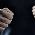 Jeziva tuča u parlamentu: Pale teške reči, pa sevale pesnice, a sve zbog mogućeg prisustva američkih trupa