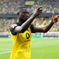 (VIDEO) Girasi se raspucao, Dortmund prvi put pobedio