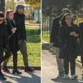 Marija i Verica stigle na sahranu Rajka Šerifovića: Pevačica vidno utučena, skriva lice naočarima za sunce