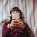 Šta bi tinejdžeri radili da se ukinu društvene mreže u Srbiji