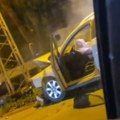 VIDEO: Dva muškarca povređena u udesu na ulazu u Futog