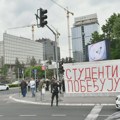 "Студенти побеђују" или "Србија побеђује" - који слоган је бољи: Политиколог објашњава разлике између студентске и…