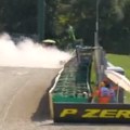 Horor na stazi! Legendarni vozač se u punoj brzini zakucao u ogradu! Jeziva nesreća, prekinuta trka Formule 1! video