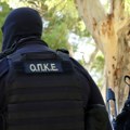 Lažni policajci naveli staricu da ostavi 45.000 evra i nakit u kontejneru