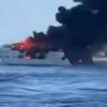 Dramatične scene na jahti: Vatra progutala skupoceni brod u vlasništvu poznatog igrača pokera (video)