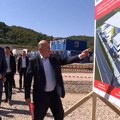 Vučić i austrijski Palfinger u Nišu: „Zemlja kranova“ dobija fabriku kranova