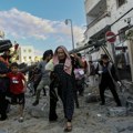 Lica očaja koja svet nikada neće zaboraviti: Ovo su užasavajući prizori iz bolnice u Gazi, deca među više od 500 žrtava