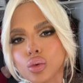 Samo 24 sata od razvoda braka, nema šta da se čeka! Jelena Karleuša kao najlepša mlada FOTO