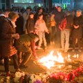 BLOG: Građani se okupljaju na mestu tragedije, troje povređenih i dalje u kritičnom stanju