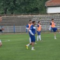 Popodne jednog Radničkog u proleće, između dva oblaka na najmirišljavijoj travi na svetu!