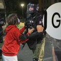 Сукоб вештачке и напредњачке интелигенције због студената и полиције