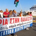 (Video) Haos u pireju: Stotine demonstanata opkolili izraelski kruzer: "Oni ovde nisu poželjni"