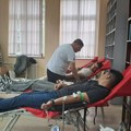 Humanost na delu u Vranju: Gimnazijalci prvi put dali krv, odziv na dobrovoljnu akciju premašio sva očekivanja!