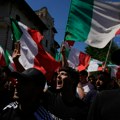 Hiljade ljudi u Rimu na rivalskim anti i pro-migracionim demonstracijama
