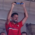 Dosad neviđeni snimci Novaka posle osvajanja zlata na Olimpijskim igrama: Otvorio dušu Jeleni, a Srbi pokušavali da uđu u…
