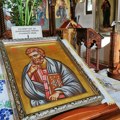 Radnik Hitne ljubio ikonu, pa novac trpao u džepove: Još jedna sramotna pljačka crkve kod Gornjeg Milanovca