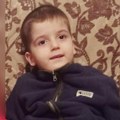 Aleksa (5) ne sedi, ne hoda! Redovno je išao na fizikalnu, a sada mu treba naša pomoć za lečnje